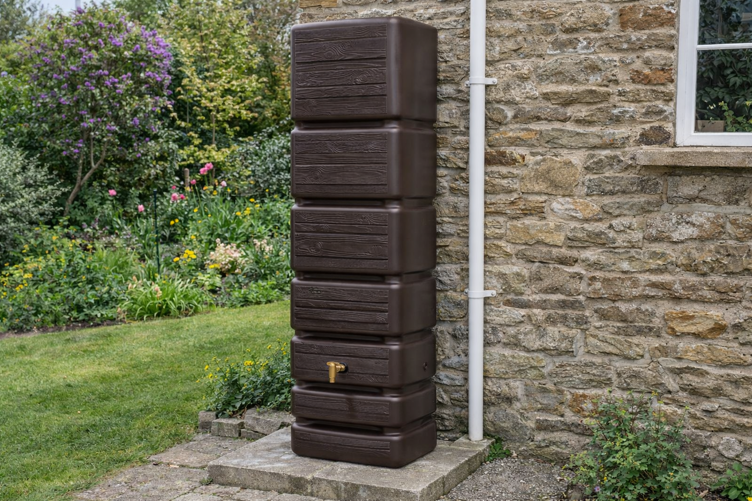 Tall & Slim 350L Water Butt Tank – Space Saving Rainwater Storage
