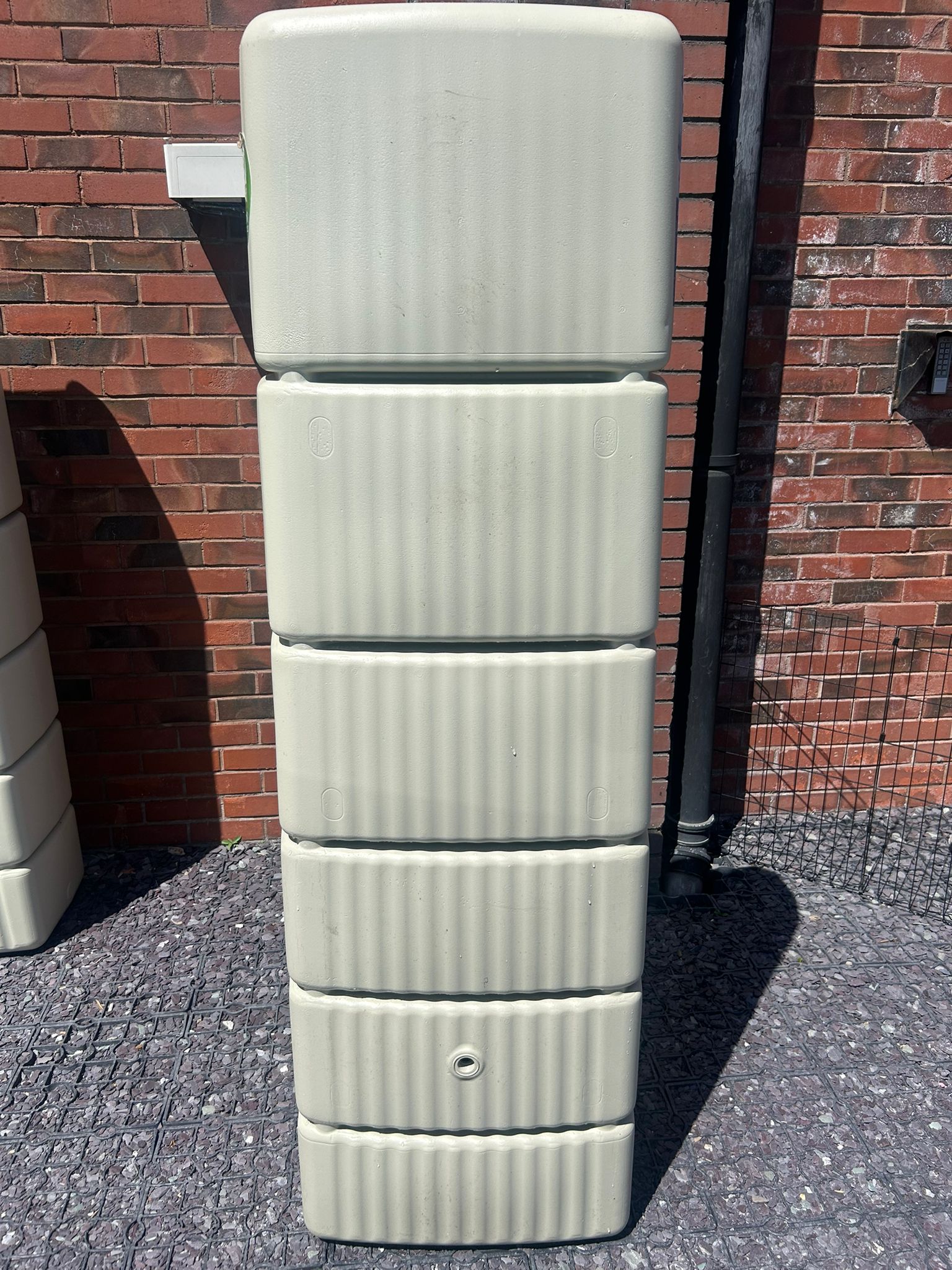 Cheap Water Butt Tanks UK – Cosmetic Damage Clearance Deals