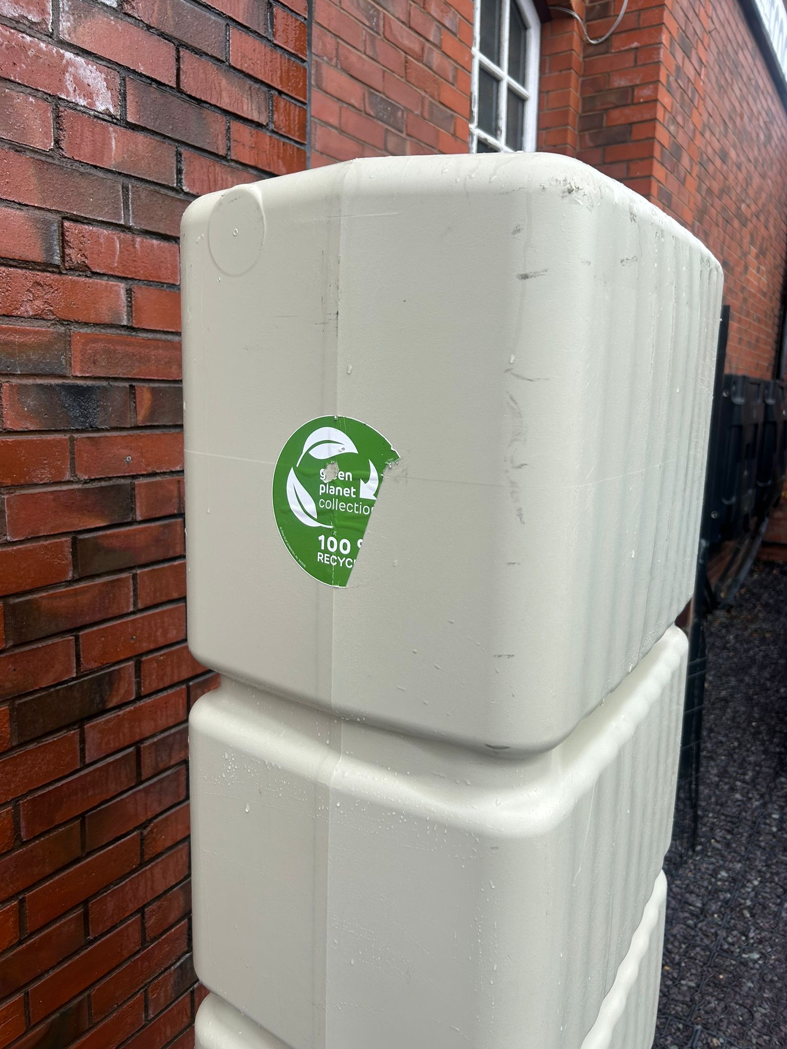 Cheap Water Butt Tanks UK – Cosmetic Damage Clearance Deals