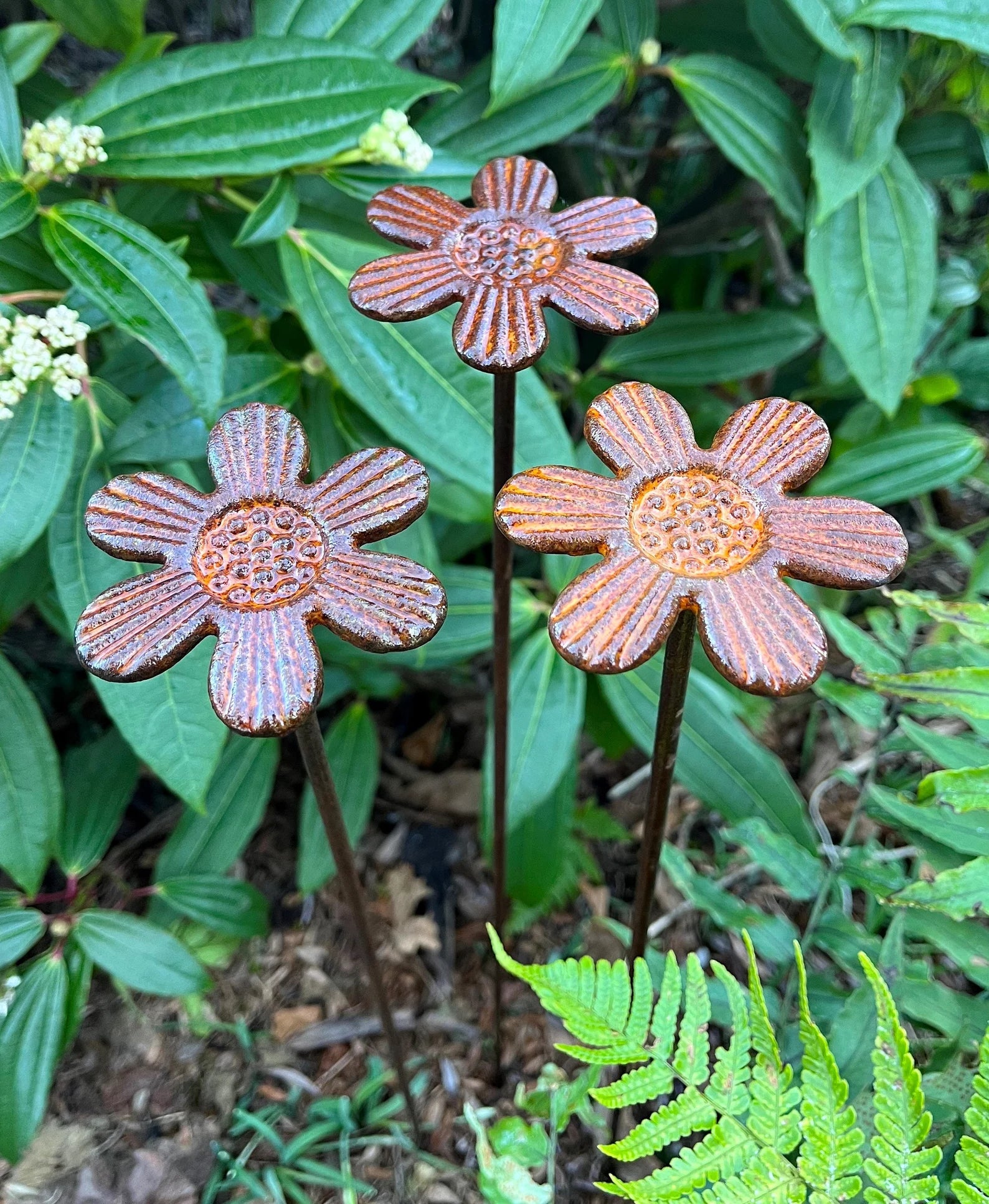 Fig Tree Metal Flowers