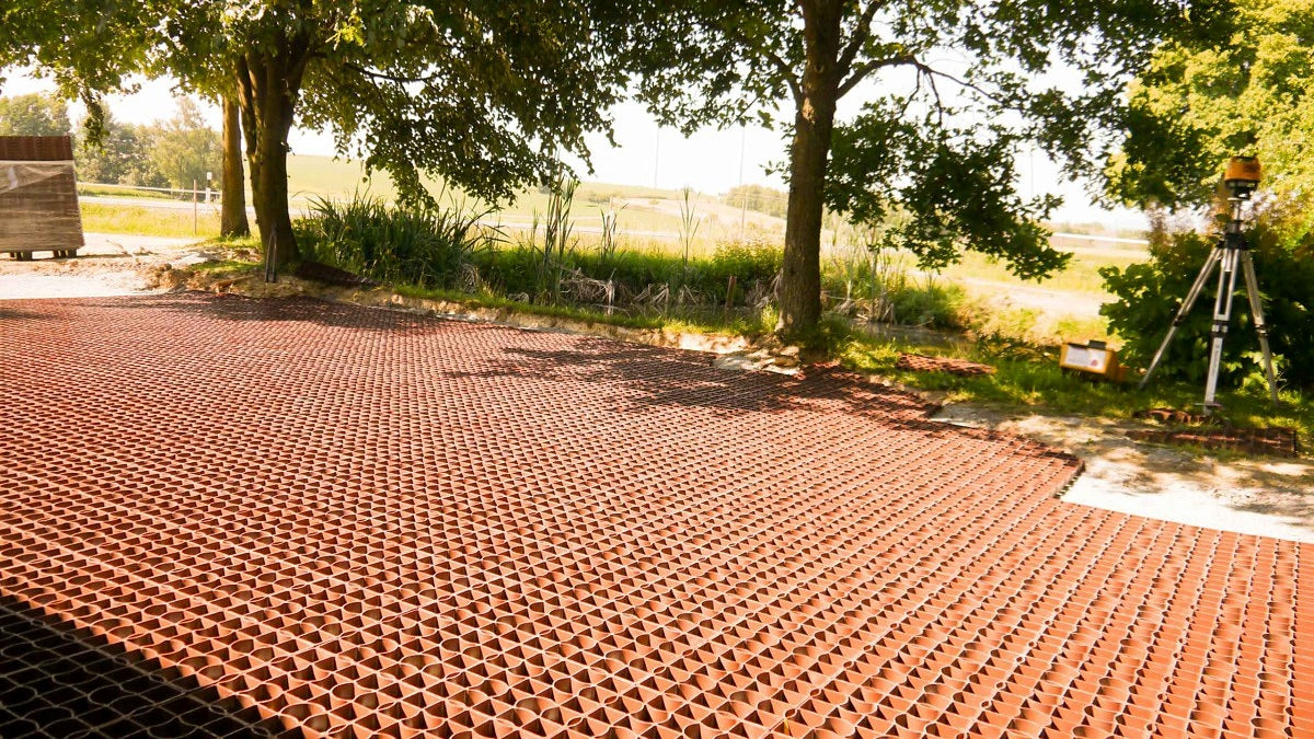 EcoGrid E40 - The All Inclusive Grid Paving Grid - 20 Year Guarantee